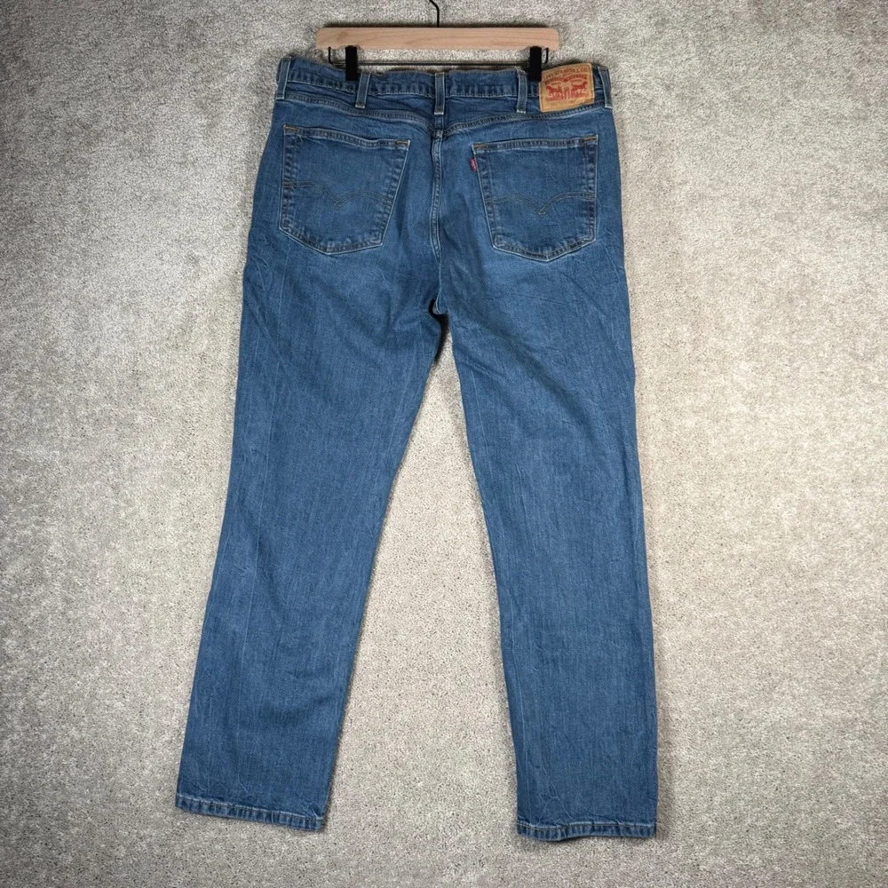 Levi's 541 Athletic Taper Men's 38x32 Blue Denim Jeans Medium Wash Stretch